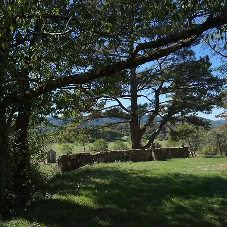 Feriehus Les Volets Bleus *