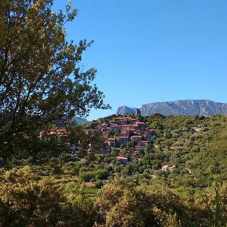 Feriehus Les Volets Bleus Prémian